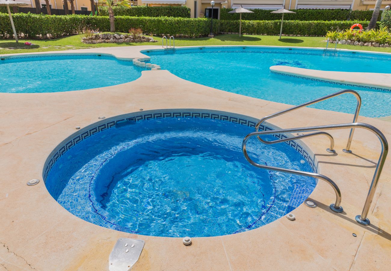 Apartment in Javea -  Luz de Javea I Apartment, Stylish with AC, Wifi, Terrace and Pool