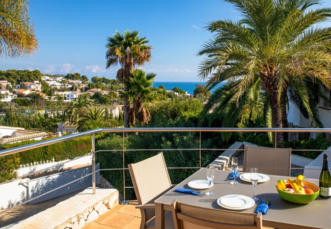 Villa in Benissa - LA PERLITA, beautiful villa for 6 pax, with sea views in Benissa coast, private pool and free wifi.