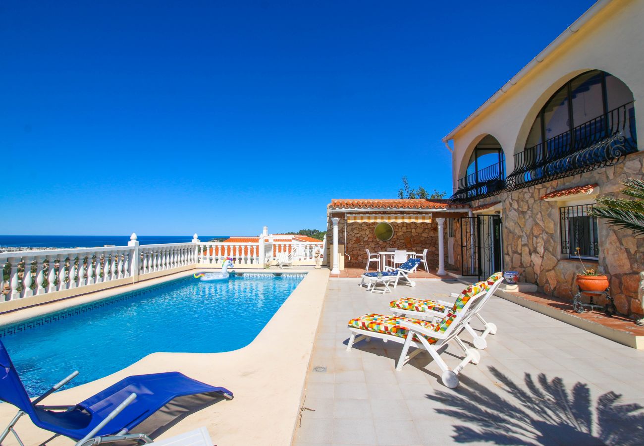 Villa in Denia - Beautiful villa with views Tosal Gros EH