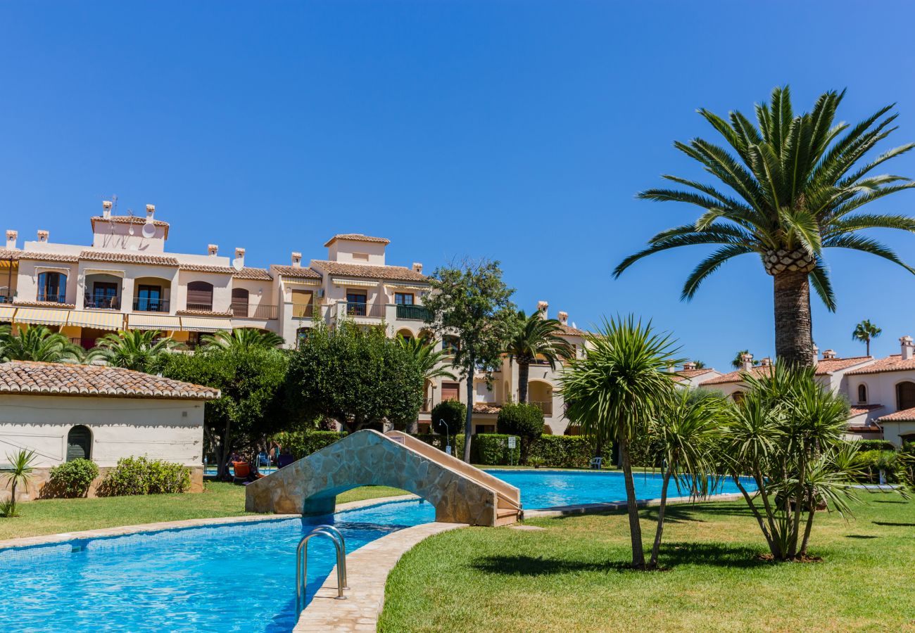 Apartment in Javea - Isla Saint Tropez Apartment Javea Arenal, with Pool, Wifi, AC and recently Refurbished