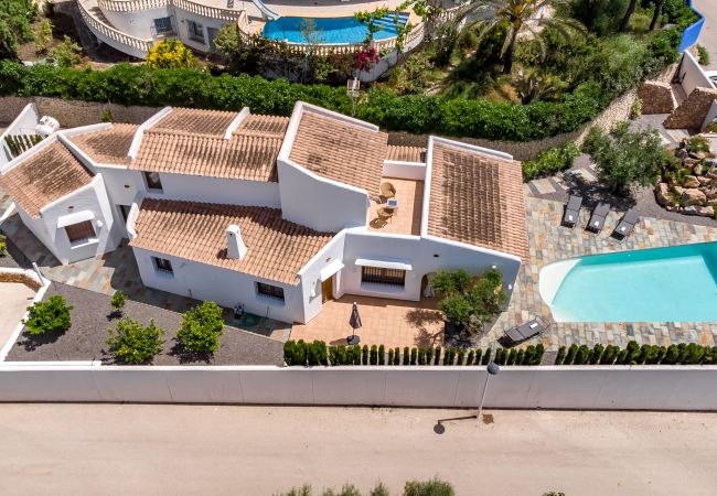 Villa in Moraira - Villa for rent in Moraira LA ROCALLA, for 6 pax, ibicencan style and private swimming pool