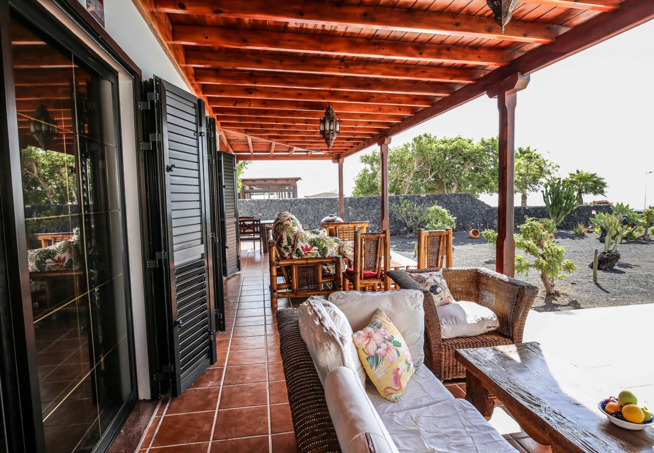 House in Macher - Horizon Luxury - A peaceful oasis with private pool, gardens and stunning views