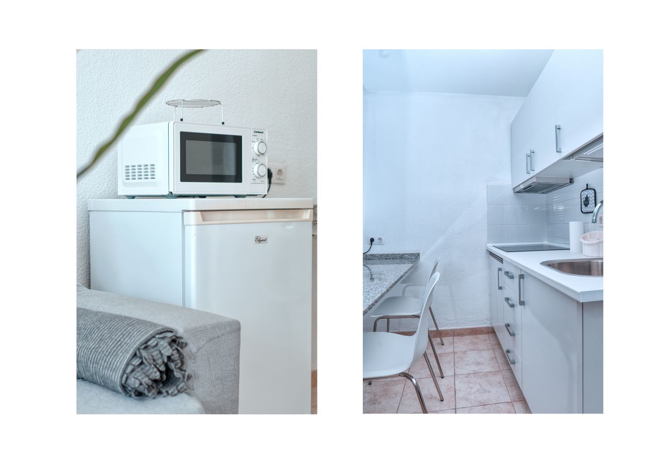 Apartment in Puerto del Carmen - Eva Vacation Home Pool & Relax - Very close to the beach 