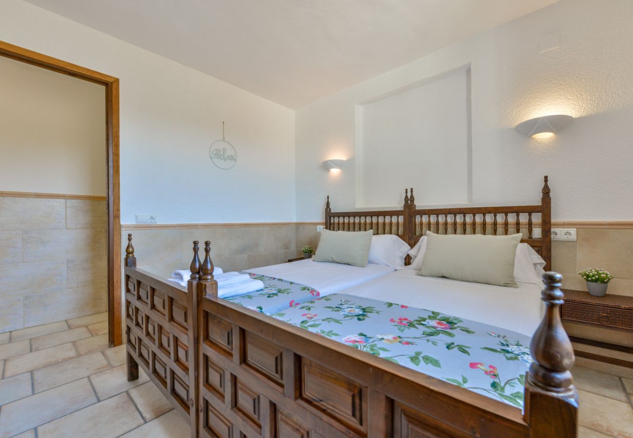 Villa in Benissa - JUNAI, villa for 4 pax in Benissa with private swimming pool and free wifi