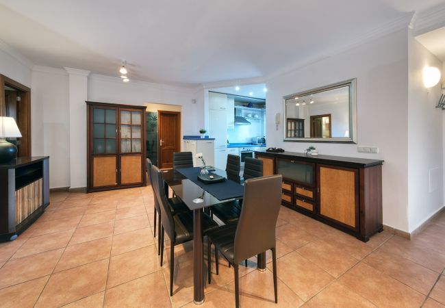 House in Costa Teguise - Casa Elin, community pool, fast wifi and quiet place