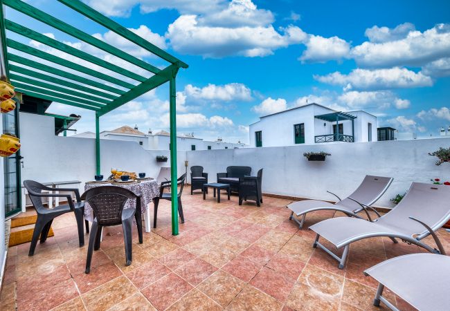House in Costa Teguise - Casa Gemma-15 minutes from the beach