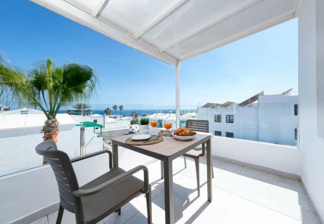 House in Puerto del Carmen - Oceanfront Oasis - 2 bedrooms, terrace, view of Fuerteventura