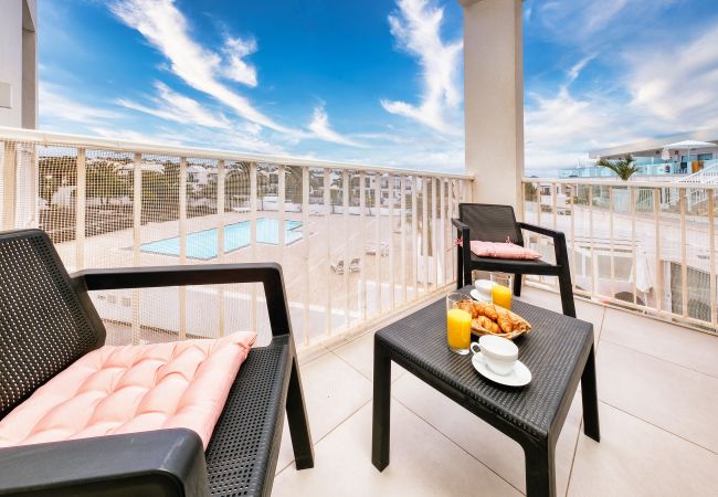 House in Costa Teguise - Sun Glow Senator- pool view 