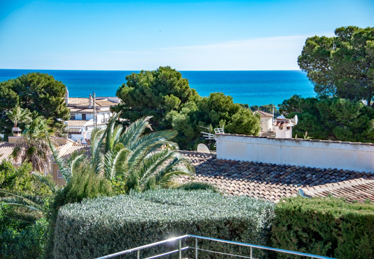 Villa in Benissa -  Villa for rent in Benissa, AZUR.