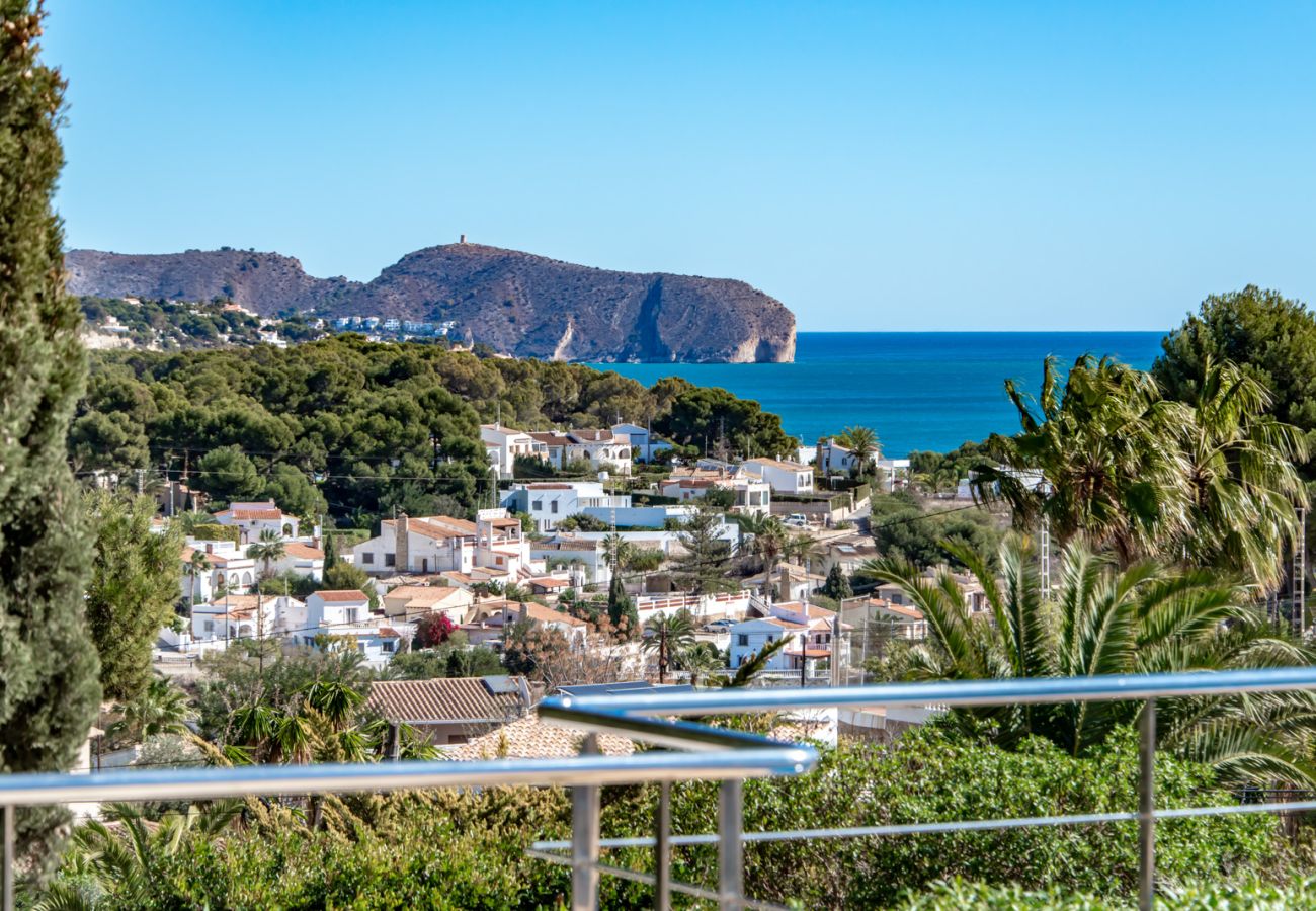 Villa in Benissa -  Villa for rent in Benissa, AZUR.