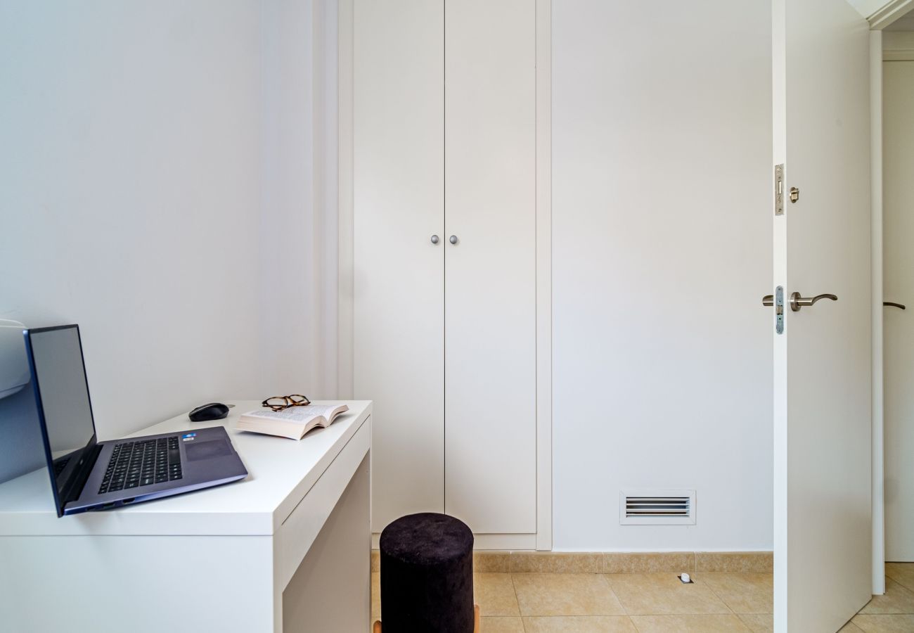Apartment in Javea - Miramar Apartment Javea Arenal, with Terrace and Shared Pool