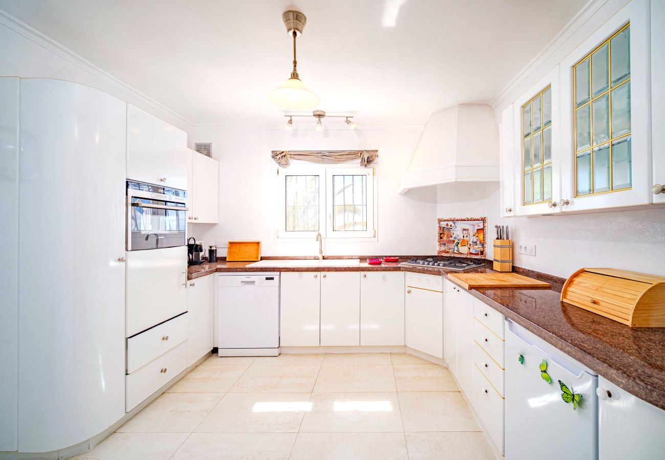 Villa in Javea - Villa Este Javea, Private Pool and Sea Views