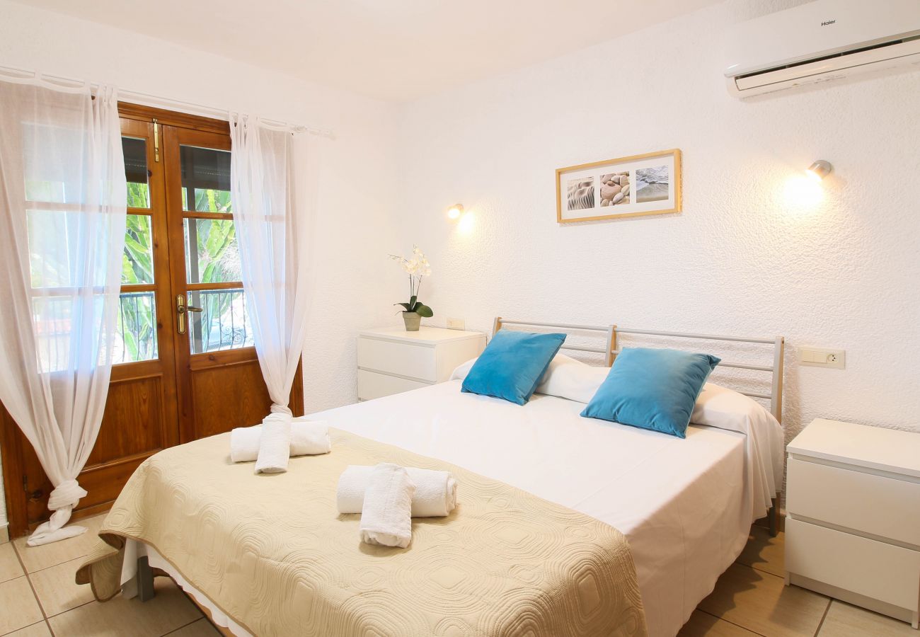 Villa à Pedreguer - Ville de vacances avec jardin La Sella PE