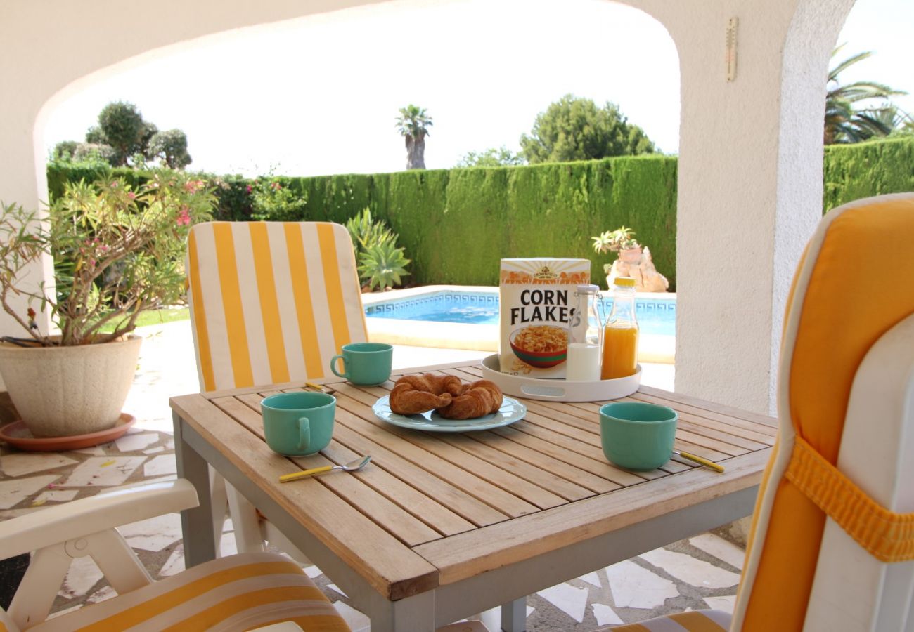 Villa à Denia - Villa avec piscine et Wi-Fi gratuit Alqueria PL 4 Pers