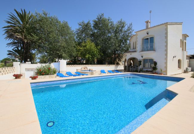 villa à Denia - Villa au bord de la mer avec piscine Las Marinas TH