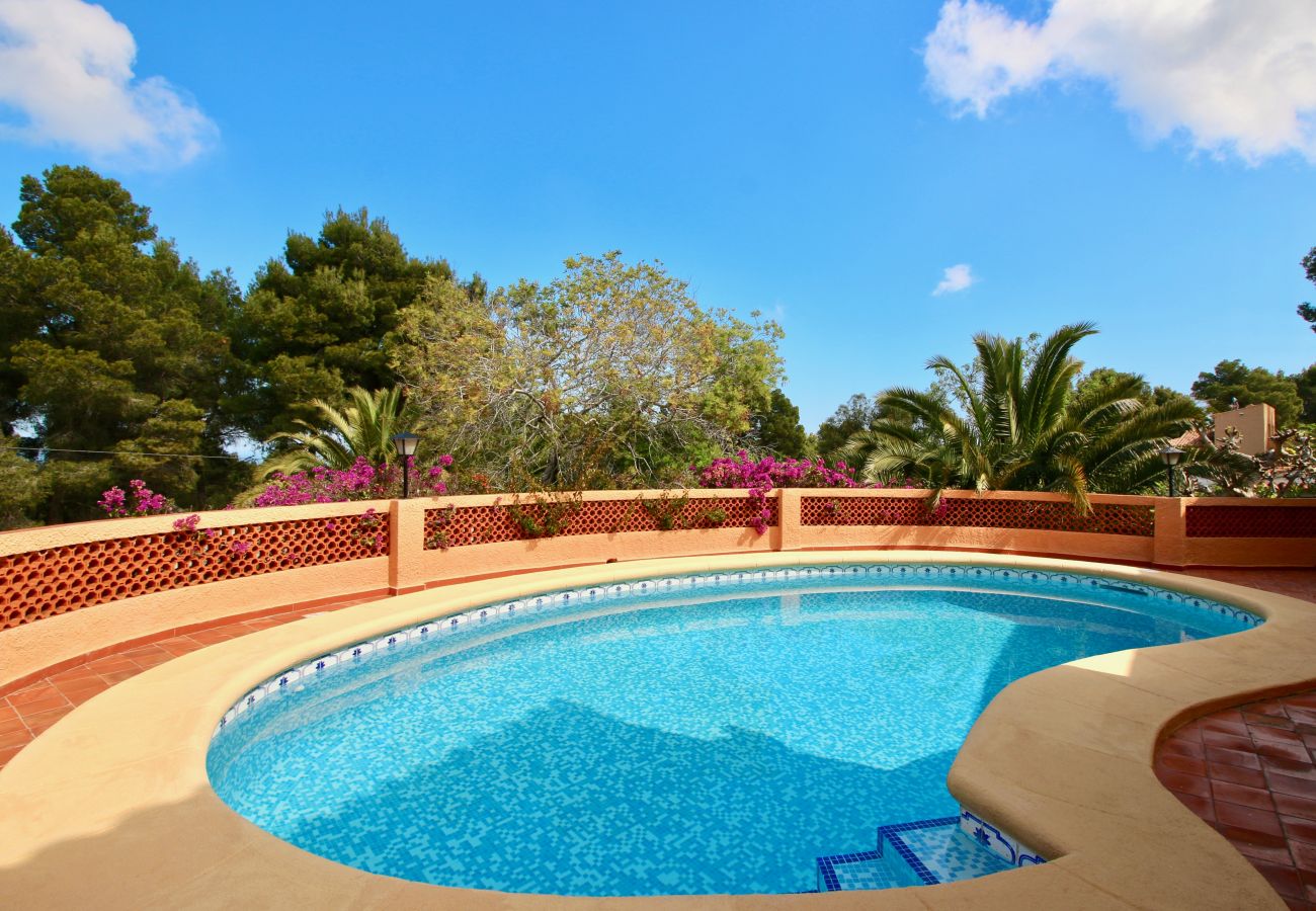 Villa à Denia - Villa rustique avec piscine Marquesa GR