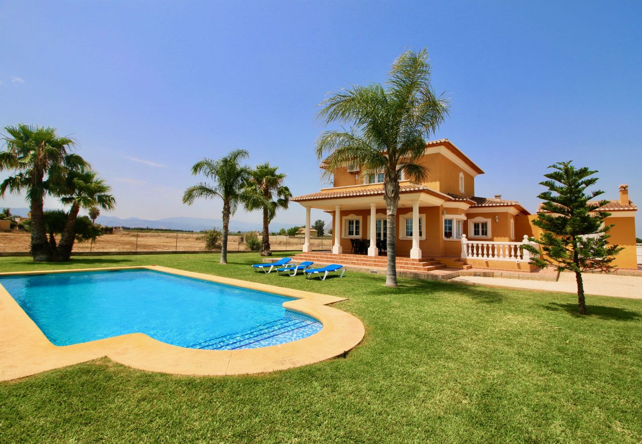 Villa à Denia - Villa Tranquille avec wifi et air conditionné Finca Las Ranas
