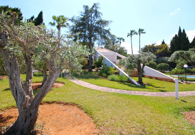 Villa à Pedreguer - Villa moderne avec piscine et jardin Finca La Xara