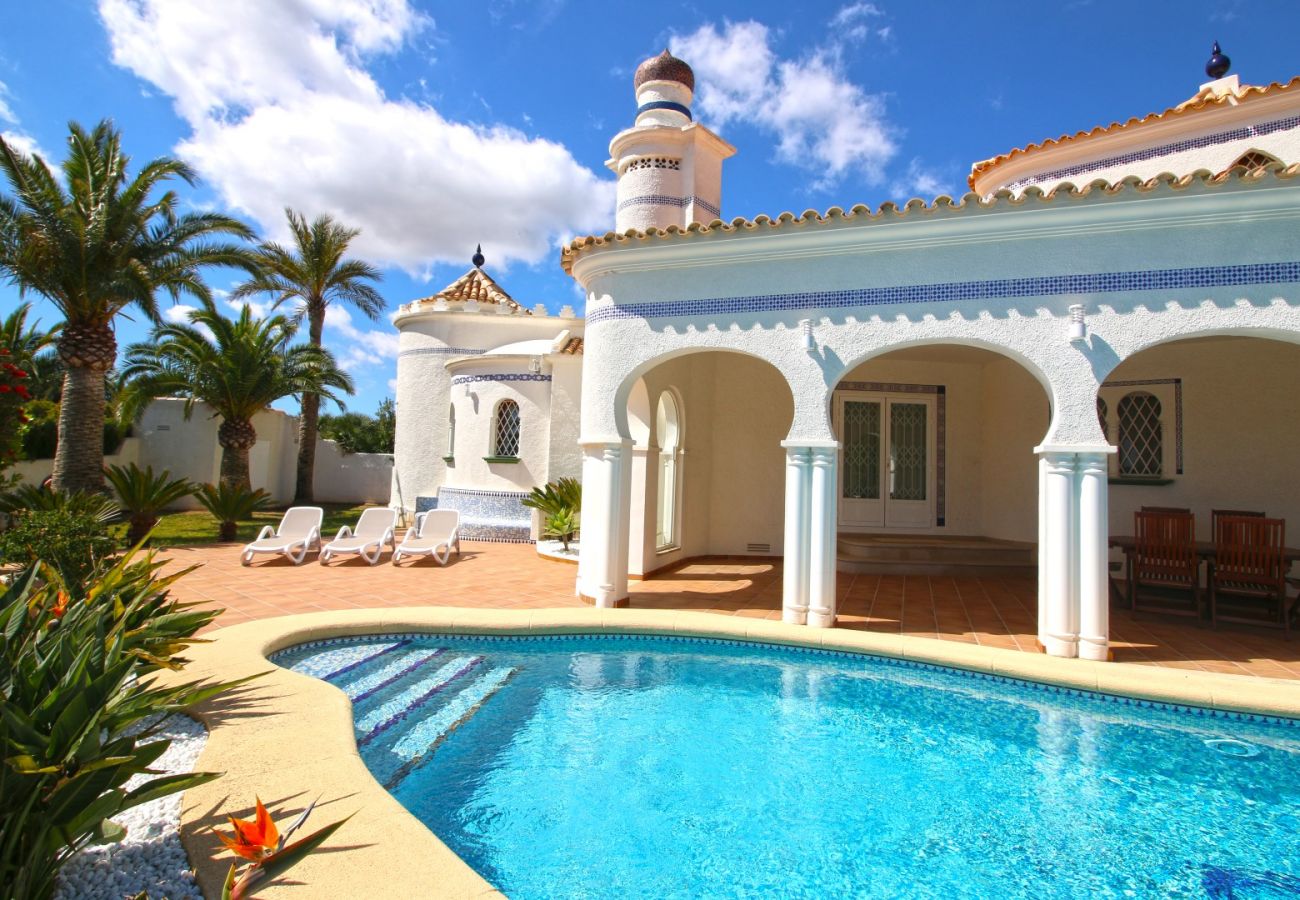 Villa à Denia - Villa luxueuse avec air conditionné et piscine Marquesa GU 6 Personnes