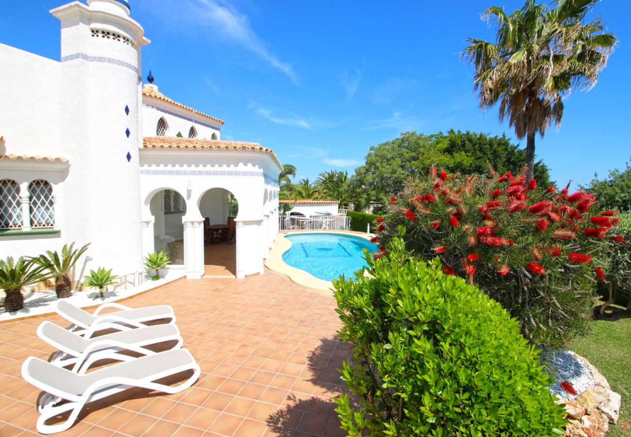 Villa à Denia - Villa luxueuse avec air conditionné et piscine Marquesa GU 6 Personnes