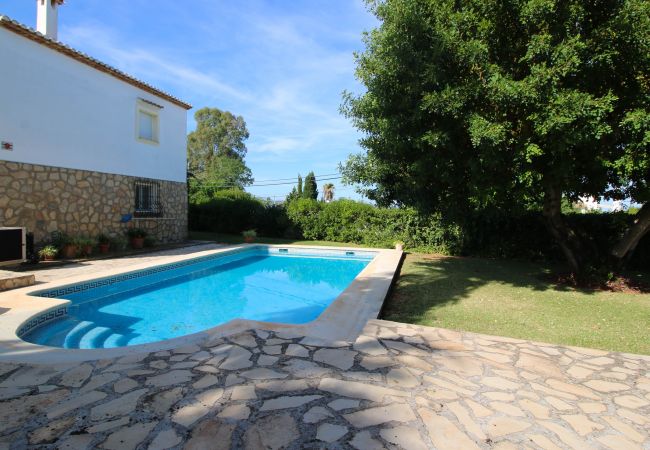 Villa à Denia - Villa confortable à Santa Lucía avec piscine privée pour 4p