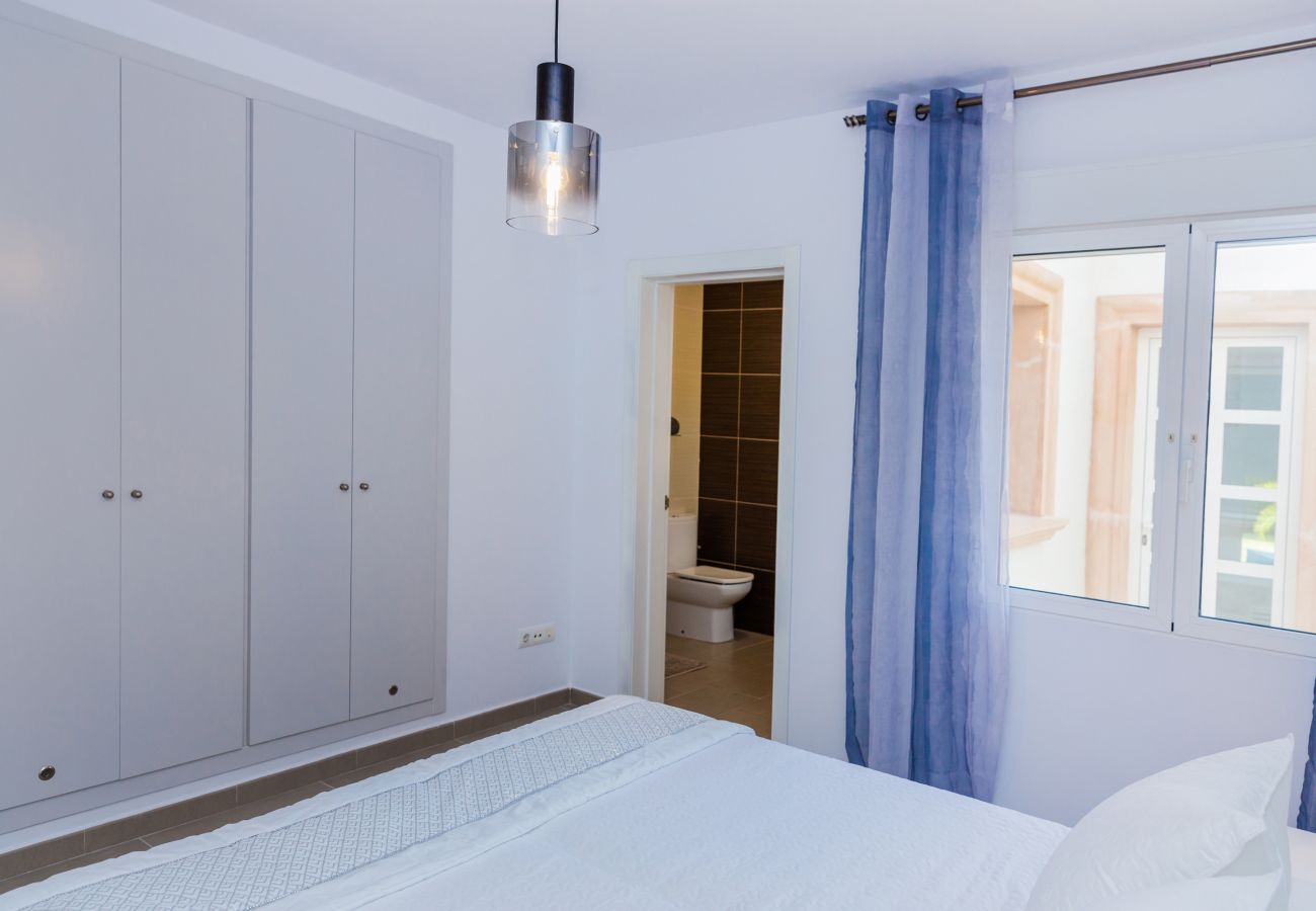 Villa à Javea - Villa SanMar Javea, Luxueux avec piscine privée, AC et Wifi