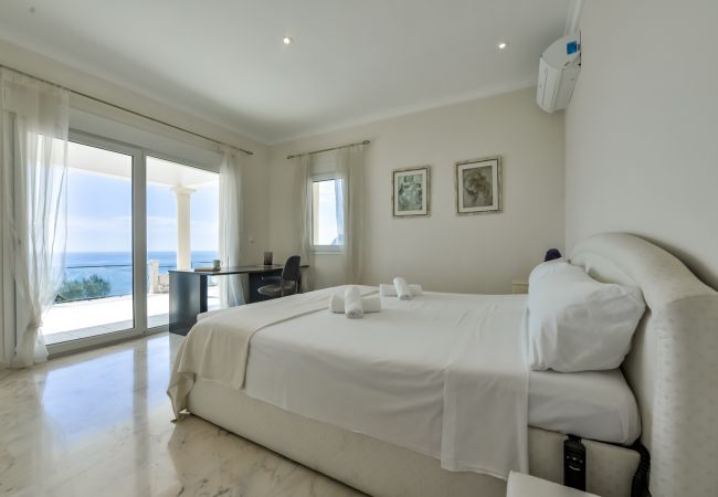 Villa à Benissa - RAPHAEL, Belle villa pour 6 pax avec vue spectaculaire sur la mer à Benissa.wifi gratuit
