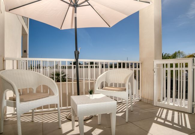 Maison à Costa Teguise - Suite ANIAGUA Maison de vacances lumineuse avec vue sur la piscine