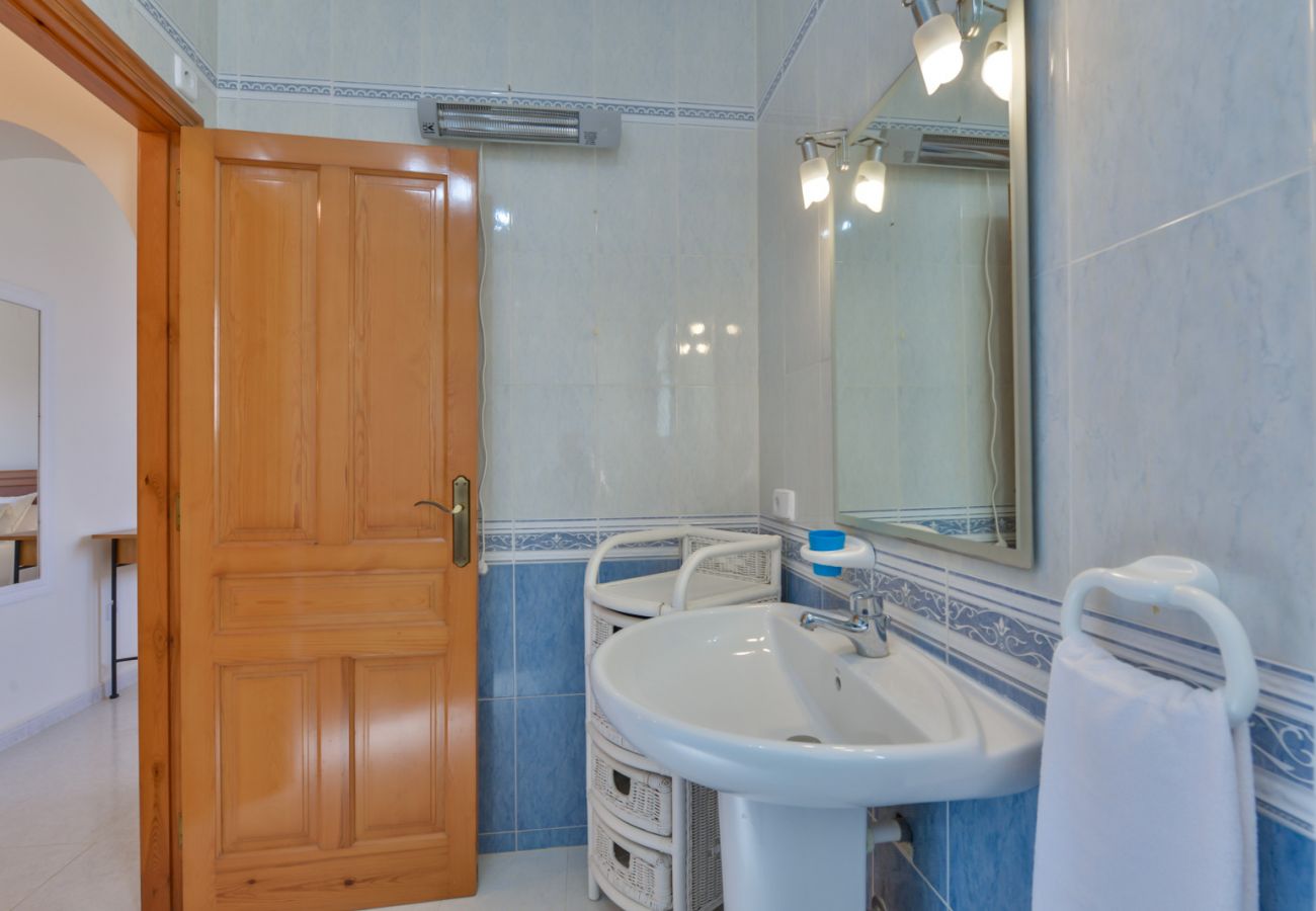 Villa à Benitachell - LOXI, belle villa à Cumbre del Sol pour 6 pax avec piscine privée et vue sur la mer.