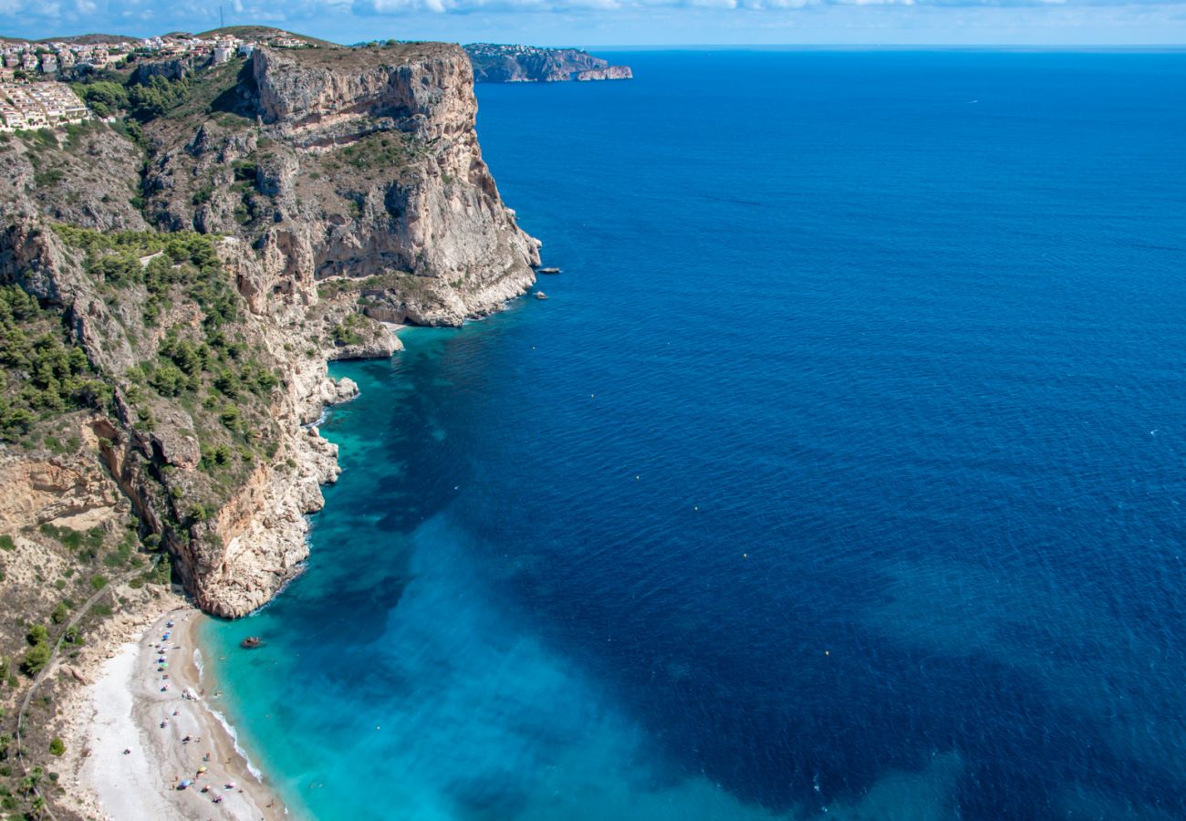 Villa à Benitachell - LOXI, belle villa à Cumbre del Sol pour 6 pax avec piscine privée et vue sur la mer.