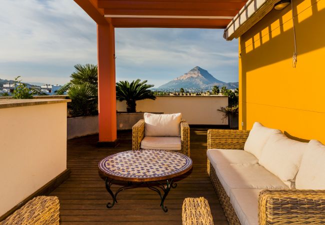 Appartement à Javea - Albamar Apartment Javea Arenal, avec de grandes terrasses, solarium, AC et piscine communautaire