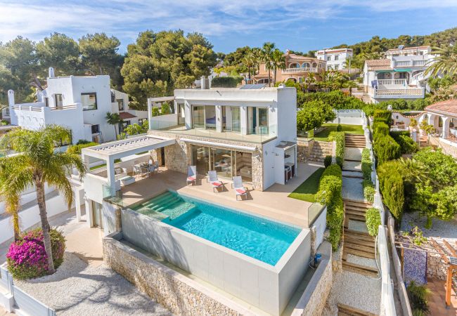 Villa à Javea - Villa Panoramique Javea, Avec Piscine, Terrasse Ensoleillée et vue sur la Mer