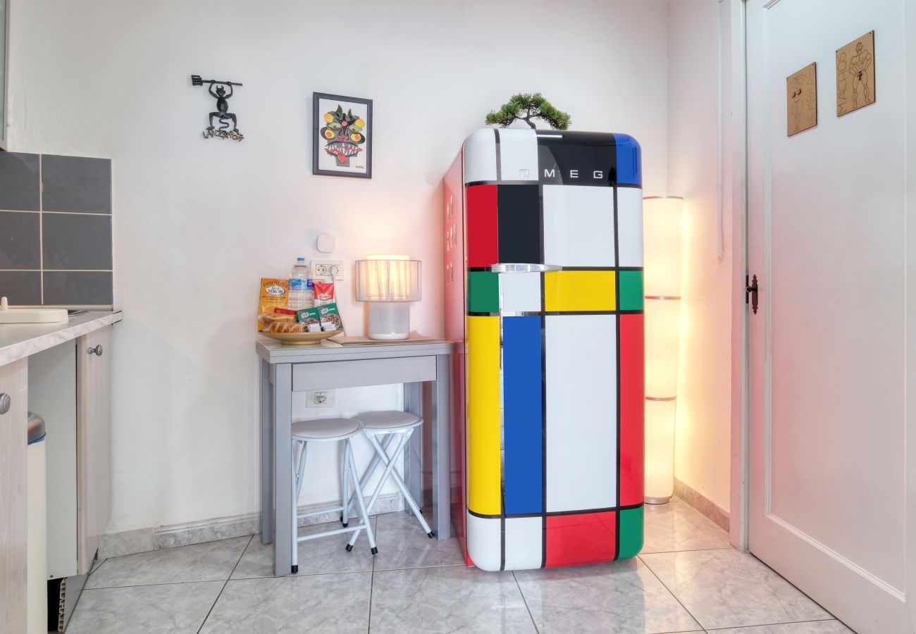 Studio à Puerto del Carmen - Suite Infinity Ocean - vue sur la piscine et la mer