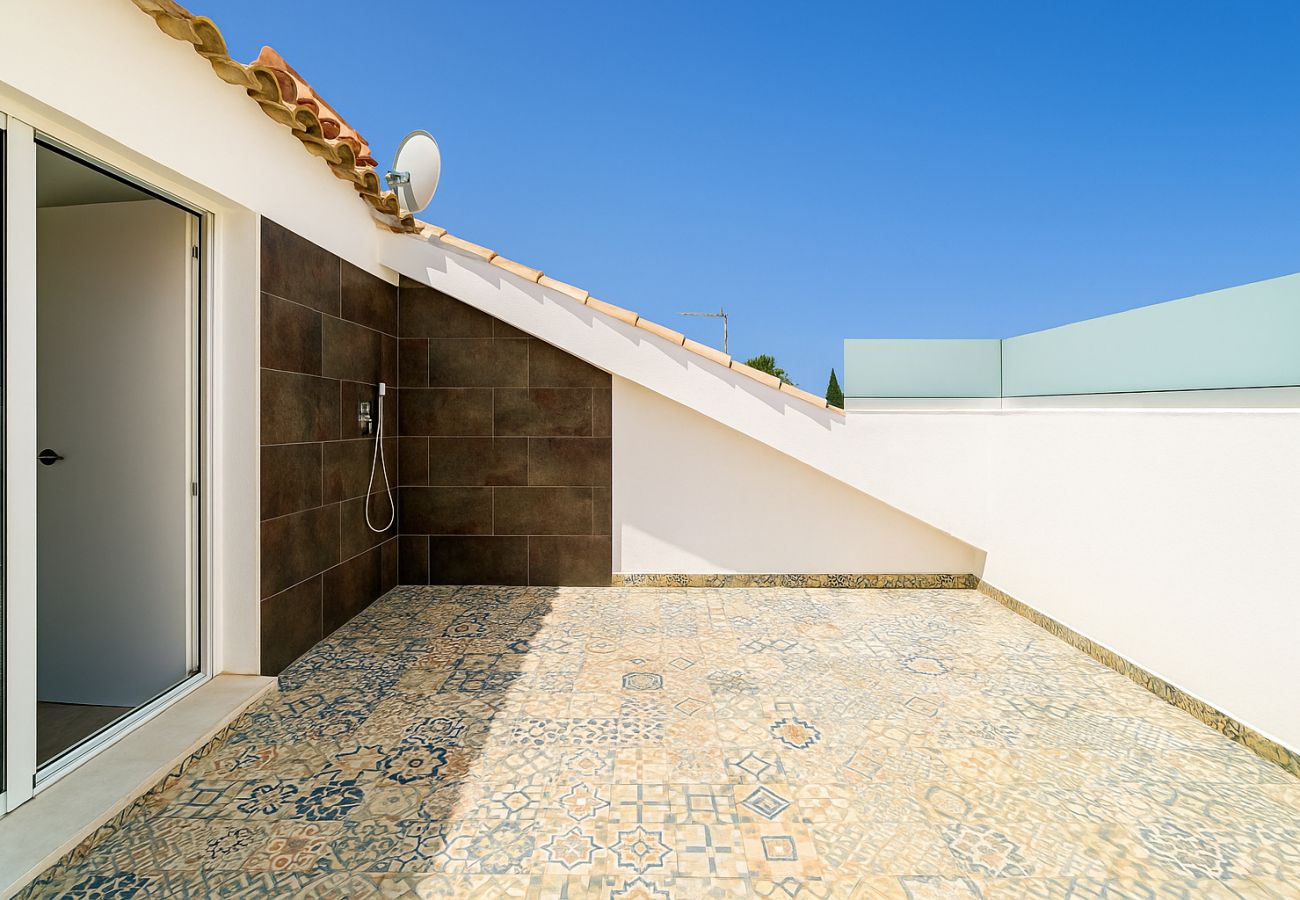 Appartement à Javea - Sunny Deluxe Duplex Arenal Park II Javea, avec terrasse, climatisation et piscine commune