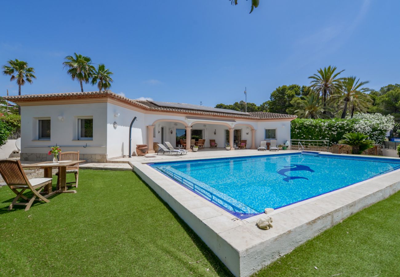 Villa in Benissa - Villa te huur in Benissa ACACIAS, in Cala Pinets met privé zwembad voor 6 pax 