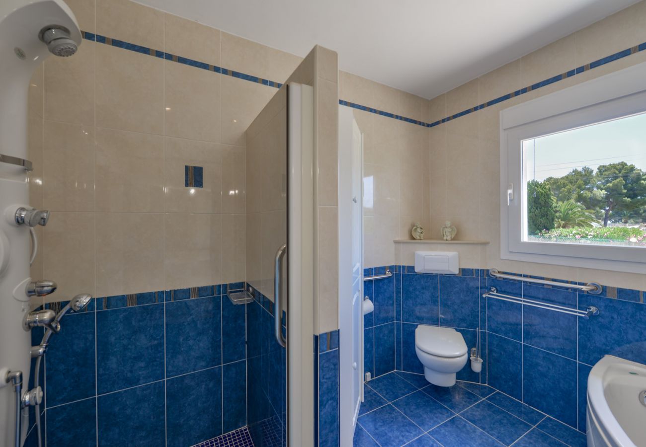 Villa in Benissa - Villa te huur in Benissa ACACIAS, in Cala Pinets met privé zwembad voor 6 pax 