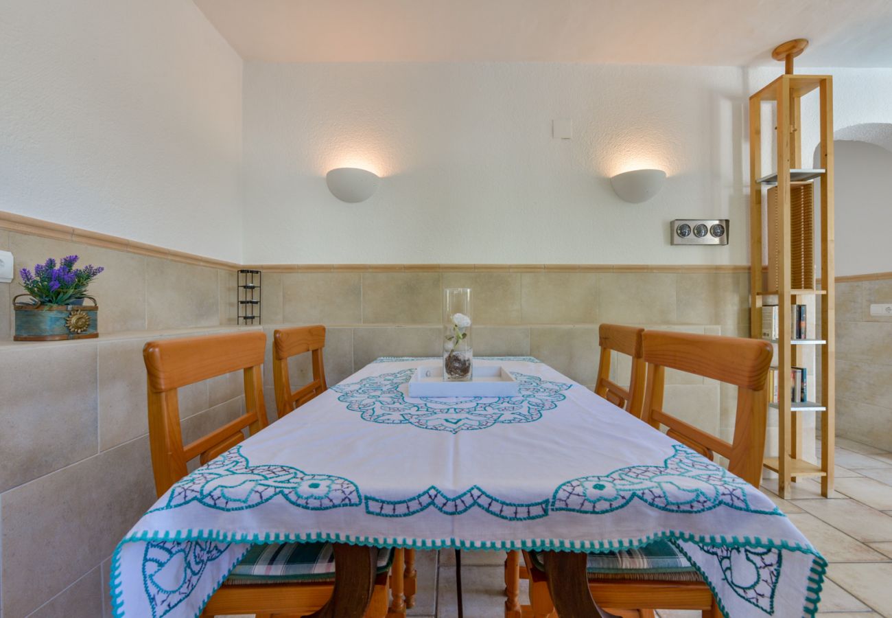 Villa in Benissa - JUNAI, villa voor 4 pax in Benissa met privé zwembad en gratis wifi