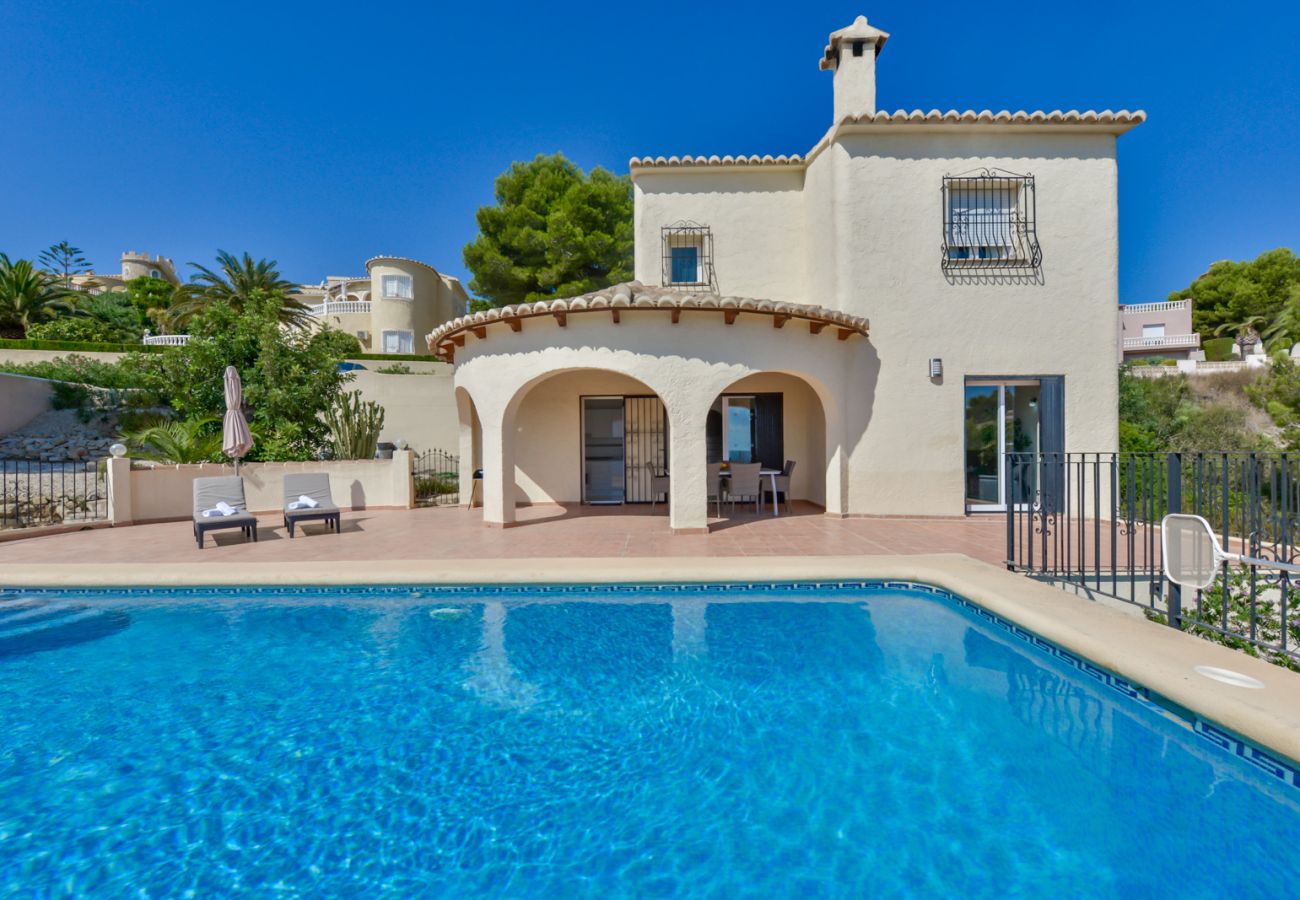 Villa in Benitachell - LOXI, mooie villa in Cumbre del Sol voor 6 personen met privé zwembad en uitzicht op zee.