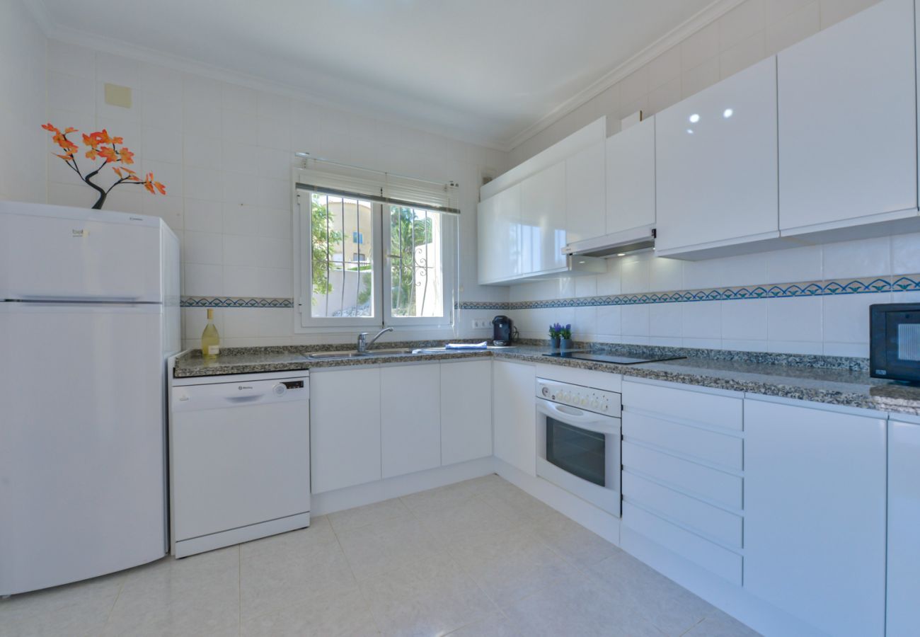 Villa in Benitachell - LOXI, mooie villa in Cumbre del Sol voor 6 personen met privé zwembad en uitzicht op zee.