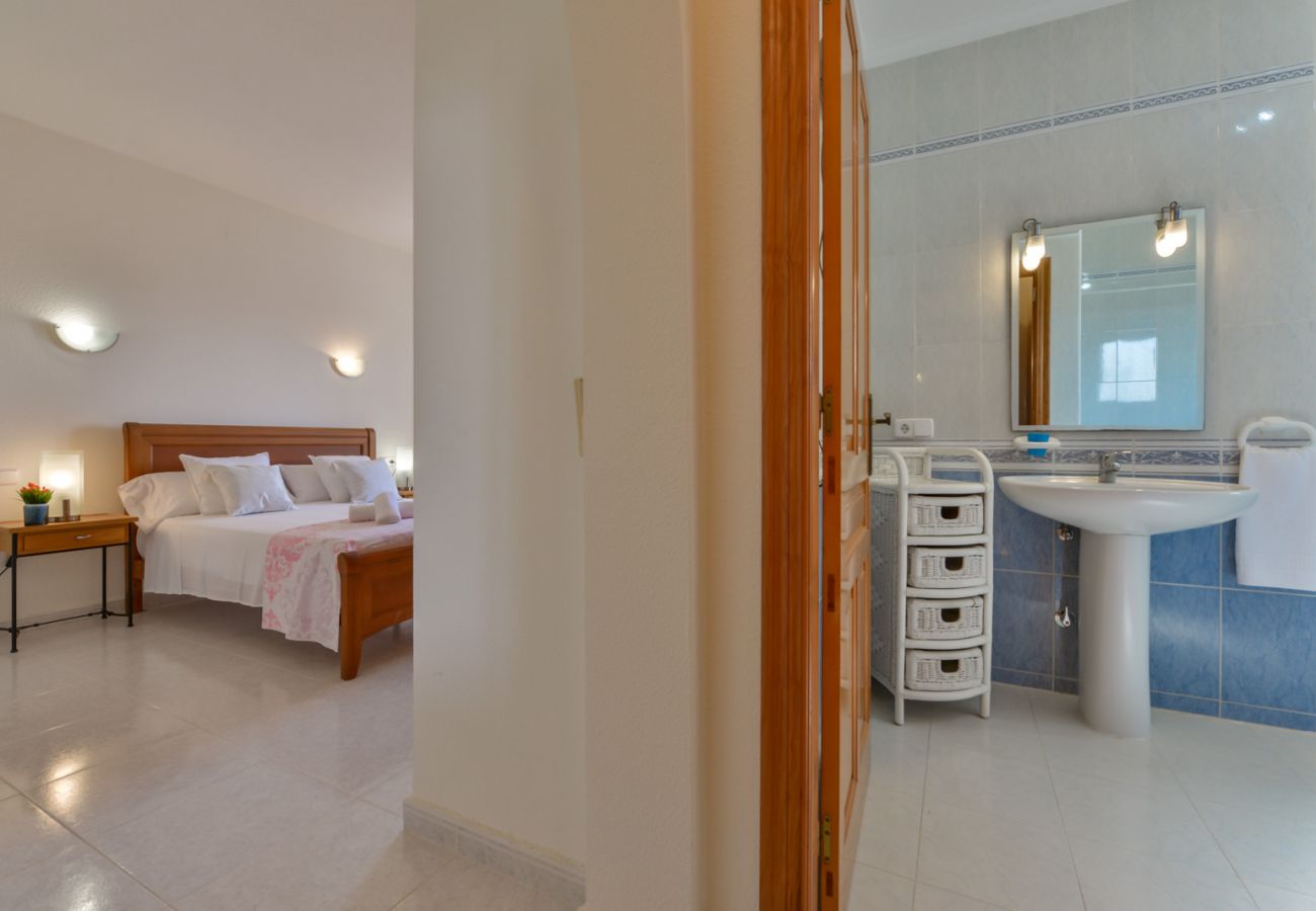 Villa in Benitachell - LOXI, mooie villa in Cumbre del Sol voor 6 personen met privé zwembad en uitzicht op zee.