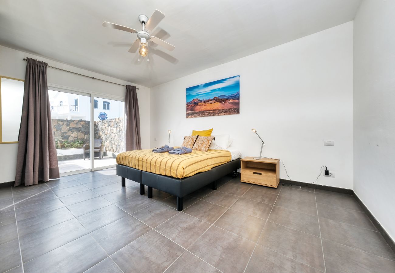 Huis in Charco del Palo - Casa Eden entorno naturista y piscina privada y tranquilidad