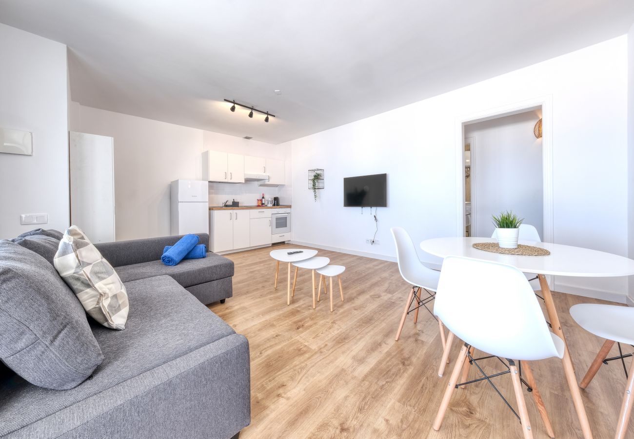 Huis in Puerto del Carmen - Isla de Ensueño - WiFi con fibra, terraza, 500 m de la Playa 