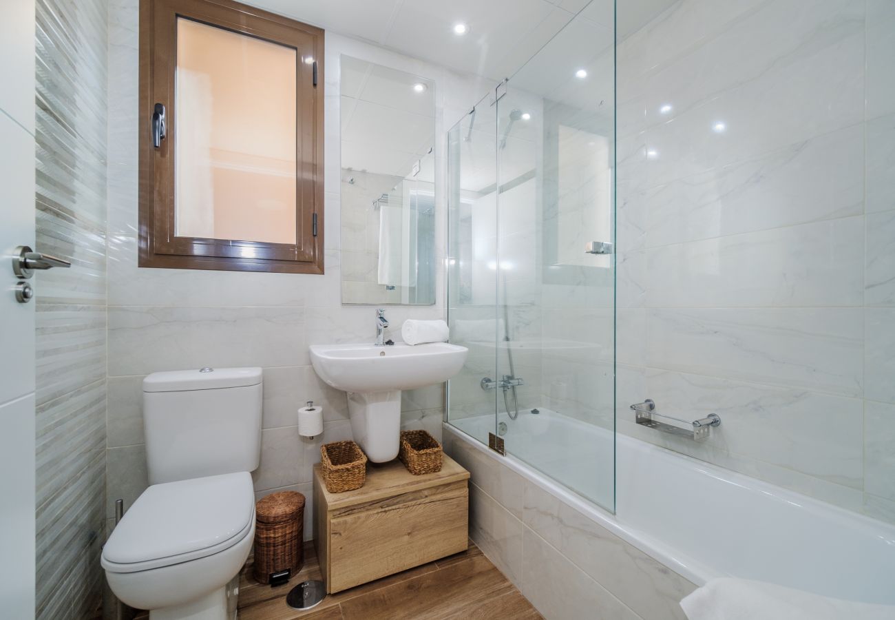 Appartement in Javea - Brisas del Arenal Apartment Javea, Terraza, AC y Piscina 