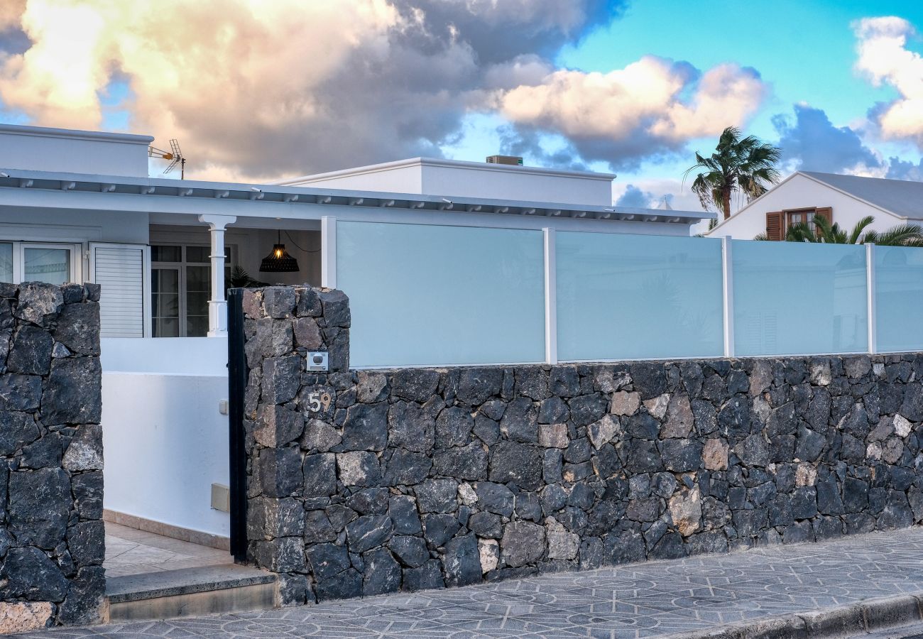 Villa in Puerto Calero - Villa Mar Azul Puerto Calero 