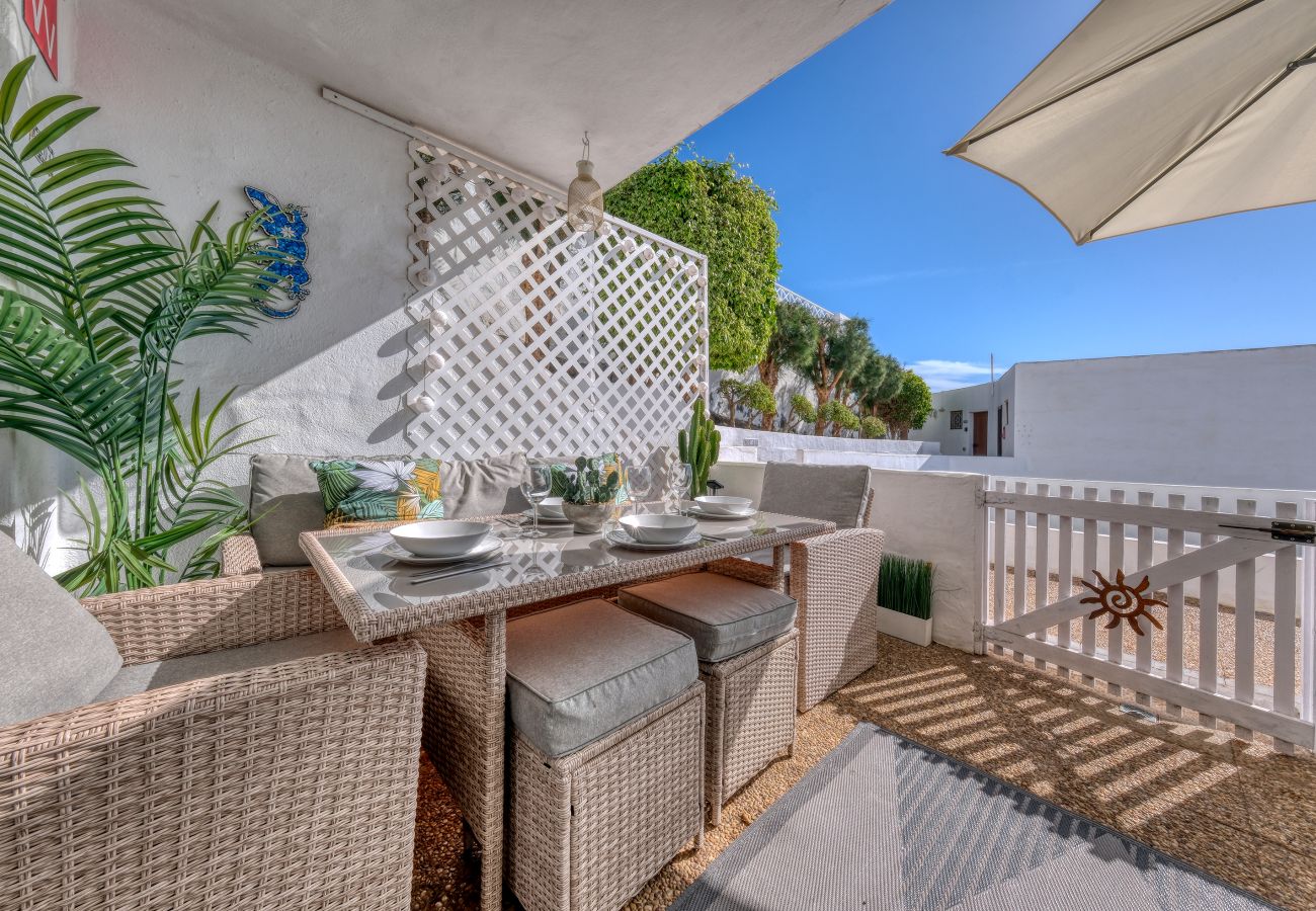 Studio in Puerto del Carmen - Suite Infinity Ocean - espectacular vista al mar