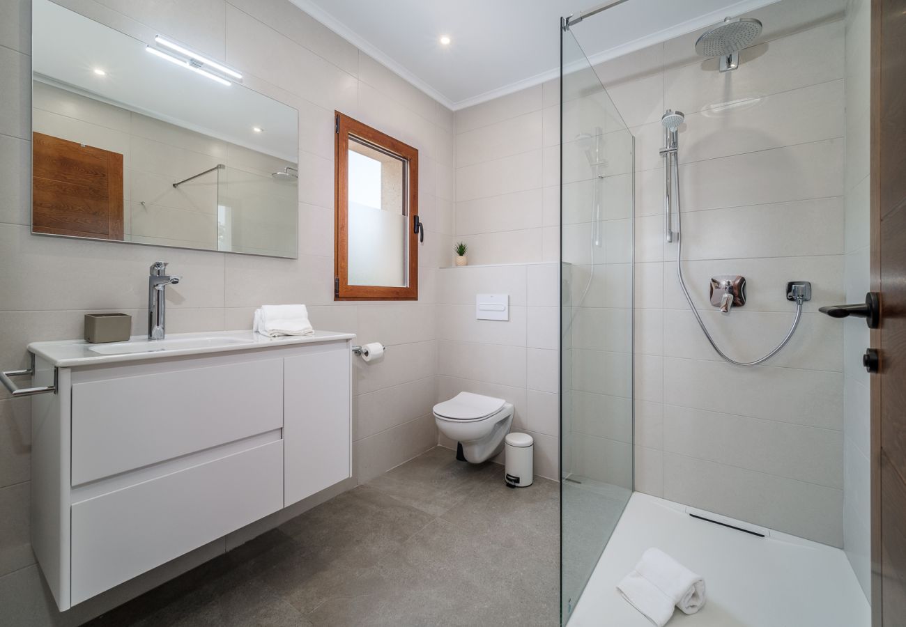 Villa in Pedreguer - Villa La Sella con Piscina Privada, Terrazas y Vistas a la Montaña