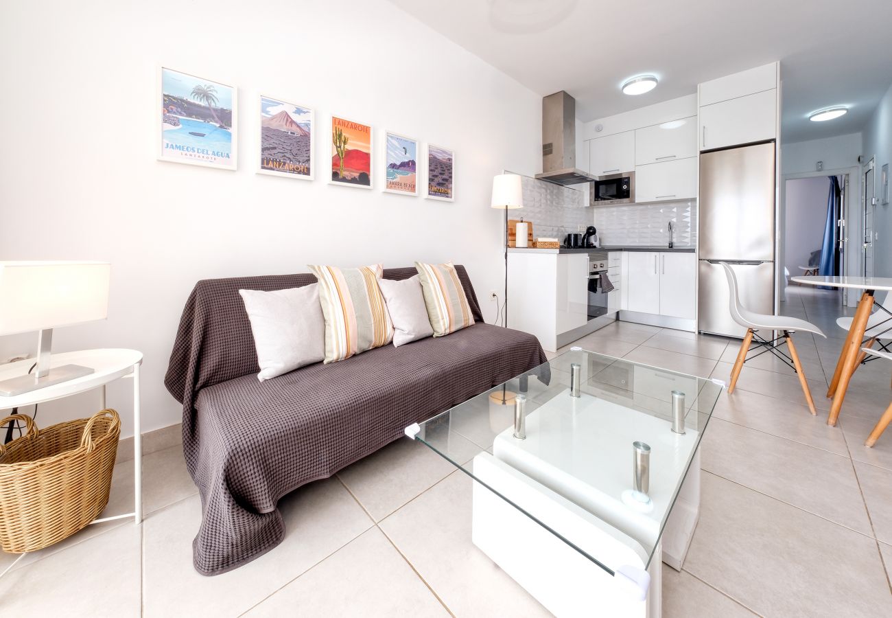 Huis in Costa Teguise - Sun Glow Senator - vista piscina 