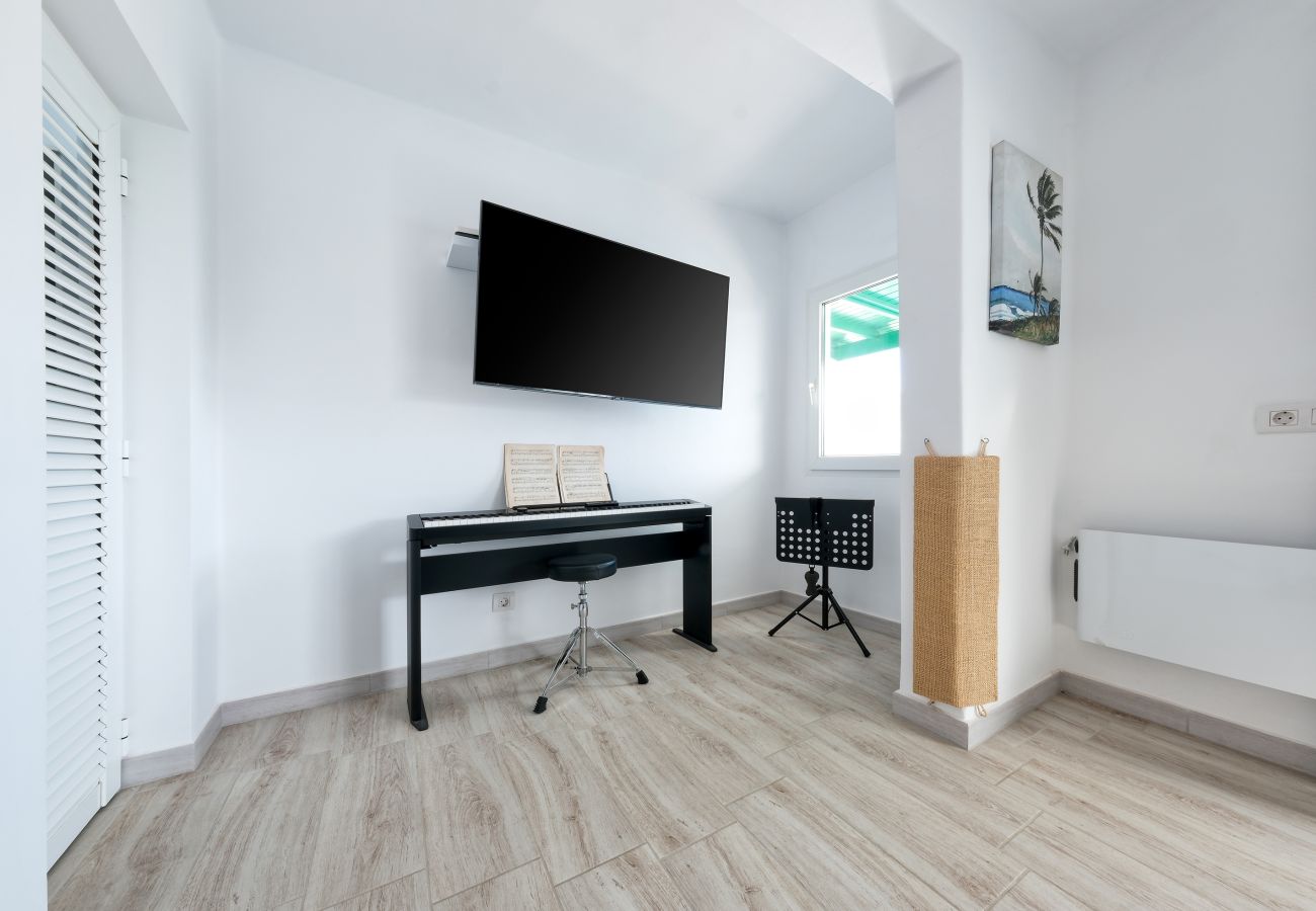 Huis in Costa Teguise - Casa Roberta Sea View