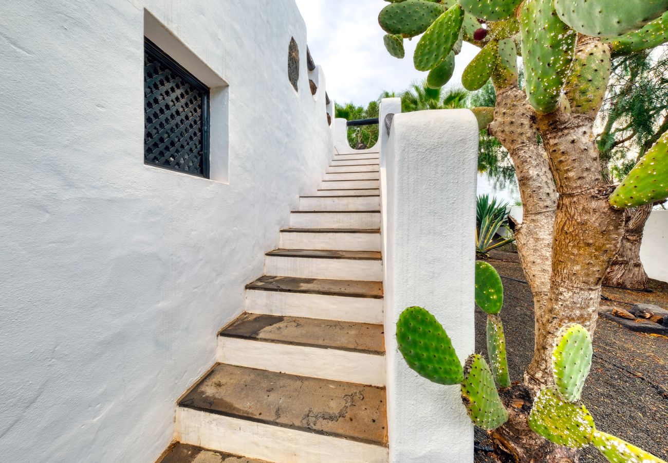 Huis in Nazaret - Casa Felix: Poolside Paradise with Panoramic Views