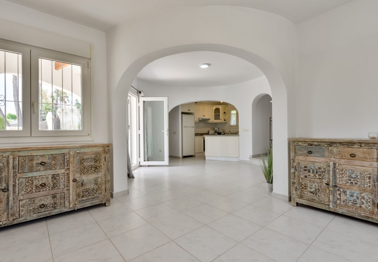 Willa w Moraira - SEBASTIAN,villa para 4 pax en Moraira y piscina privada. wifi gratis